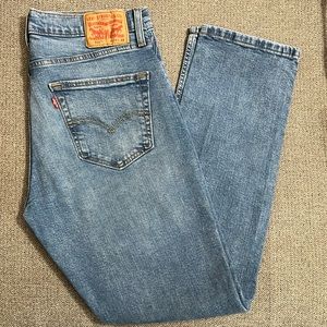 Men’s Levis 511 W-34 L-32 jeans